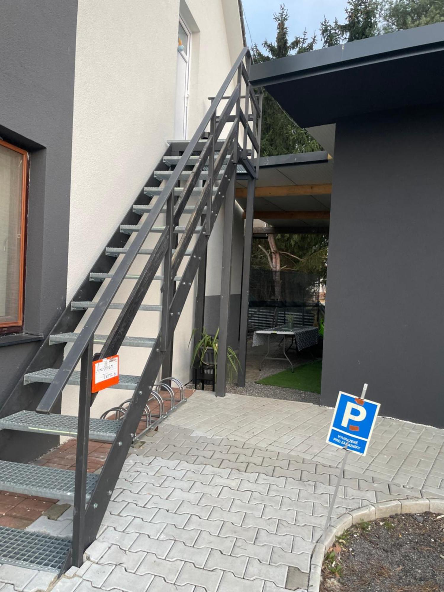 Apartman Vera Pardubice Exterior foto